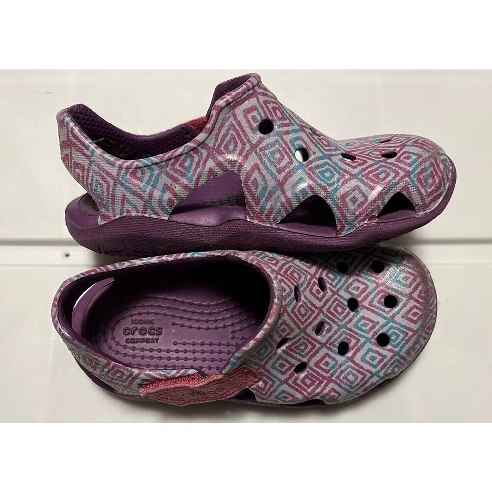 Crocs Swiftwater Wave 204990 Adjustable Sandals Purple Geometric Print Sz C9